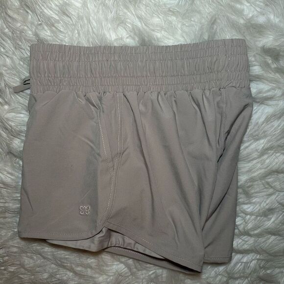 Albion Lunge Shorts - Picture 8 of 10